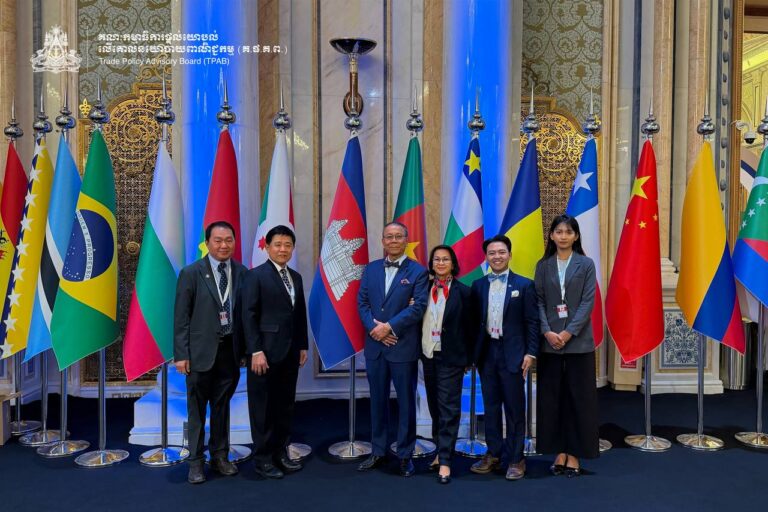 Representing Samdech Thipadei Prime Minister at the Global Industry Summit 2025: the 21st Session of the UNIDO General Conference